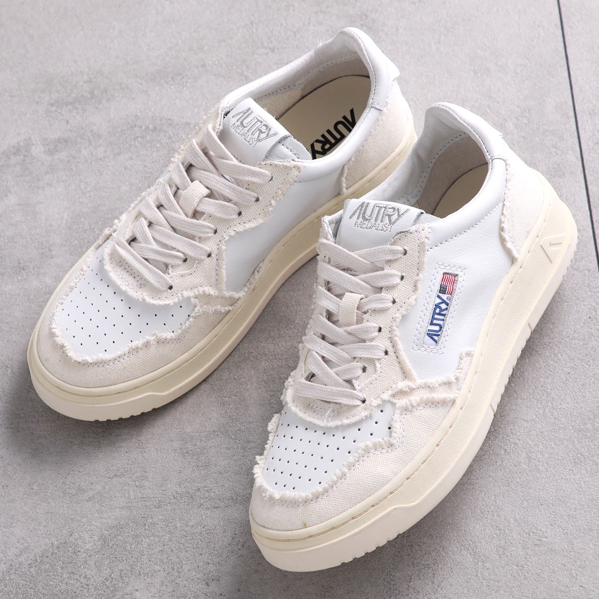 AUTRY オートリー スニーカー MEDALIST LEATHER CANVAS AULW CB01 レディース ローカット レザー キャンバス シューズ 靴 IVORY