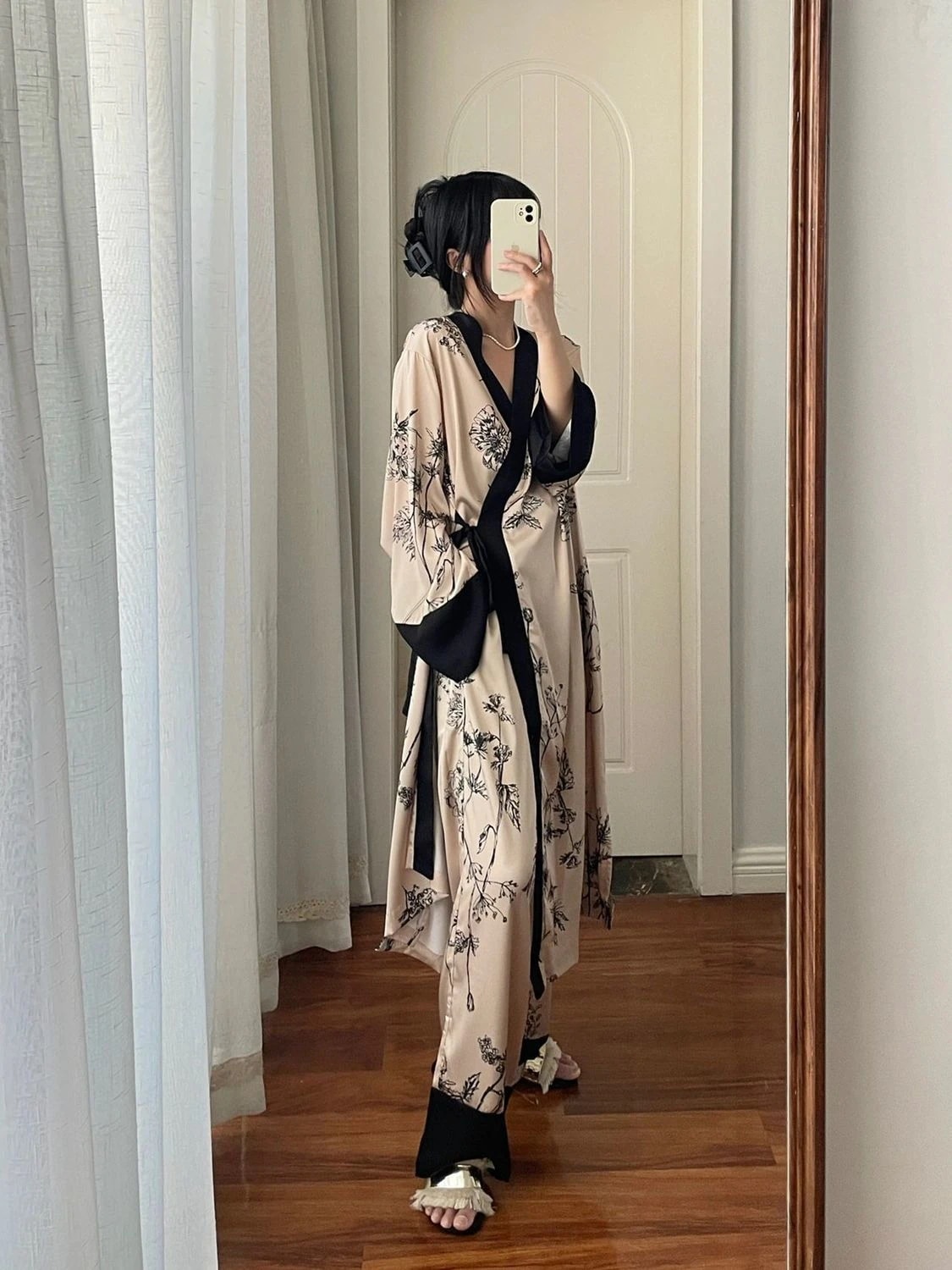 ニッチデザイン 快適 凉爽 パジャマ二点セット チャイナ風 花柄 セット セットアップ 母の日 港風 ホームウェア ルームウェア スイート 質感 高級感