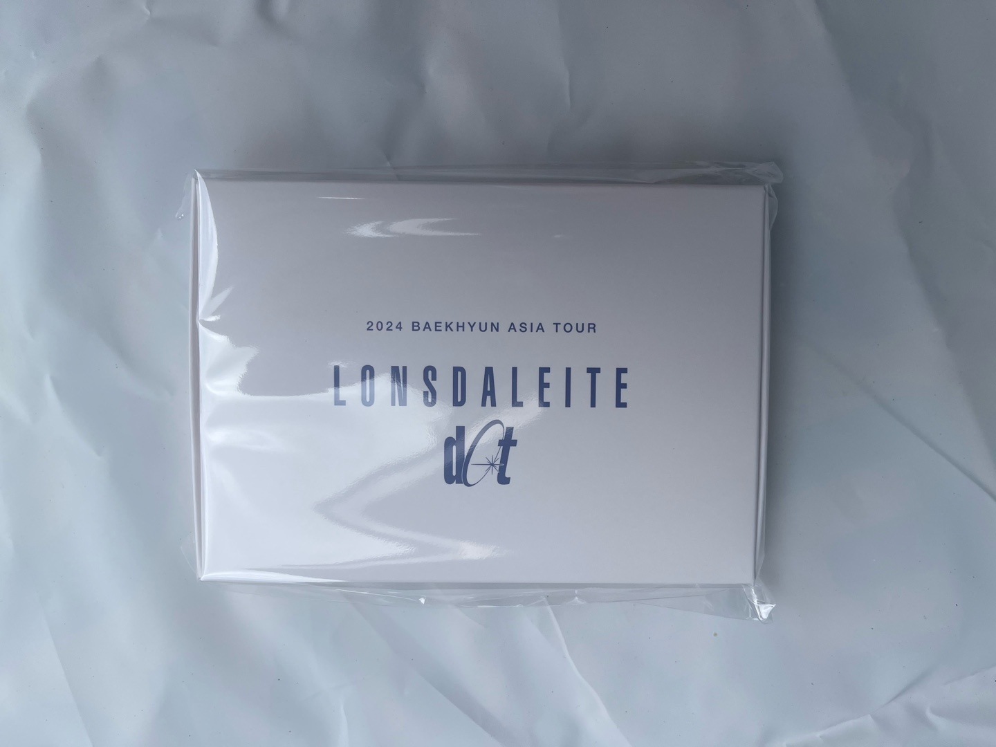 2024 BAEKHYUN ASIA TOUR Lonsdaleite [dot] OFFICIAL MD STONE BRACELET & ESSENTIAL OIL SET