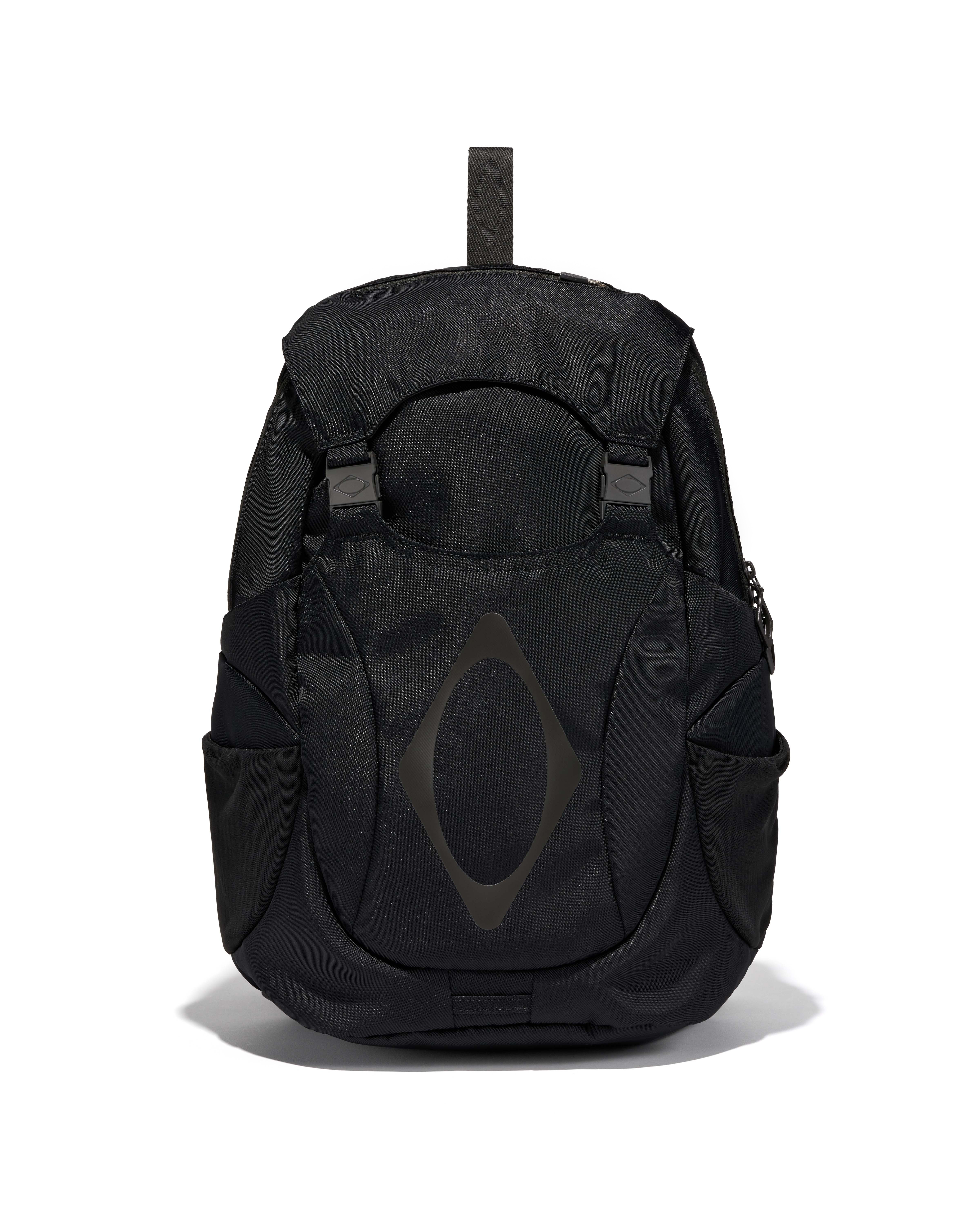 【MISCHIEF】 BUCKLE FLAP BACKPACK : BLACK