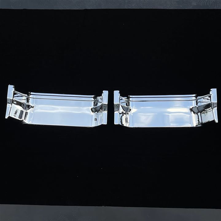 UD クオン パーフェクトクオン メッキ ステップカバー ミドル 貼り付けタイプ 左右セット( ステップカバー ミドル)