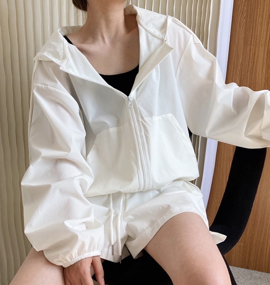 セットアップ デート モテアイテム 長袖 フード付き ファスナー 可愛い きれいめ 上品 おしゃれ かっこいい 可愛い ラブリー キュート ガーリー クール モード系 セクシー エレガント