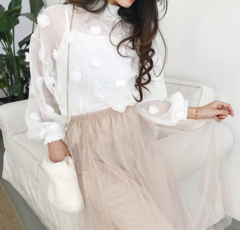 2429.ハイネックドット刺繍のブラウス（ホワイト）2019 春夏 カジュアル シンプル 普段使い