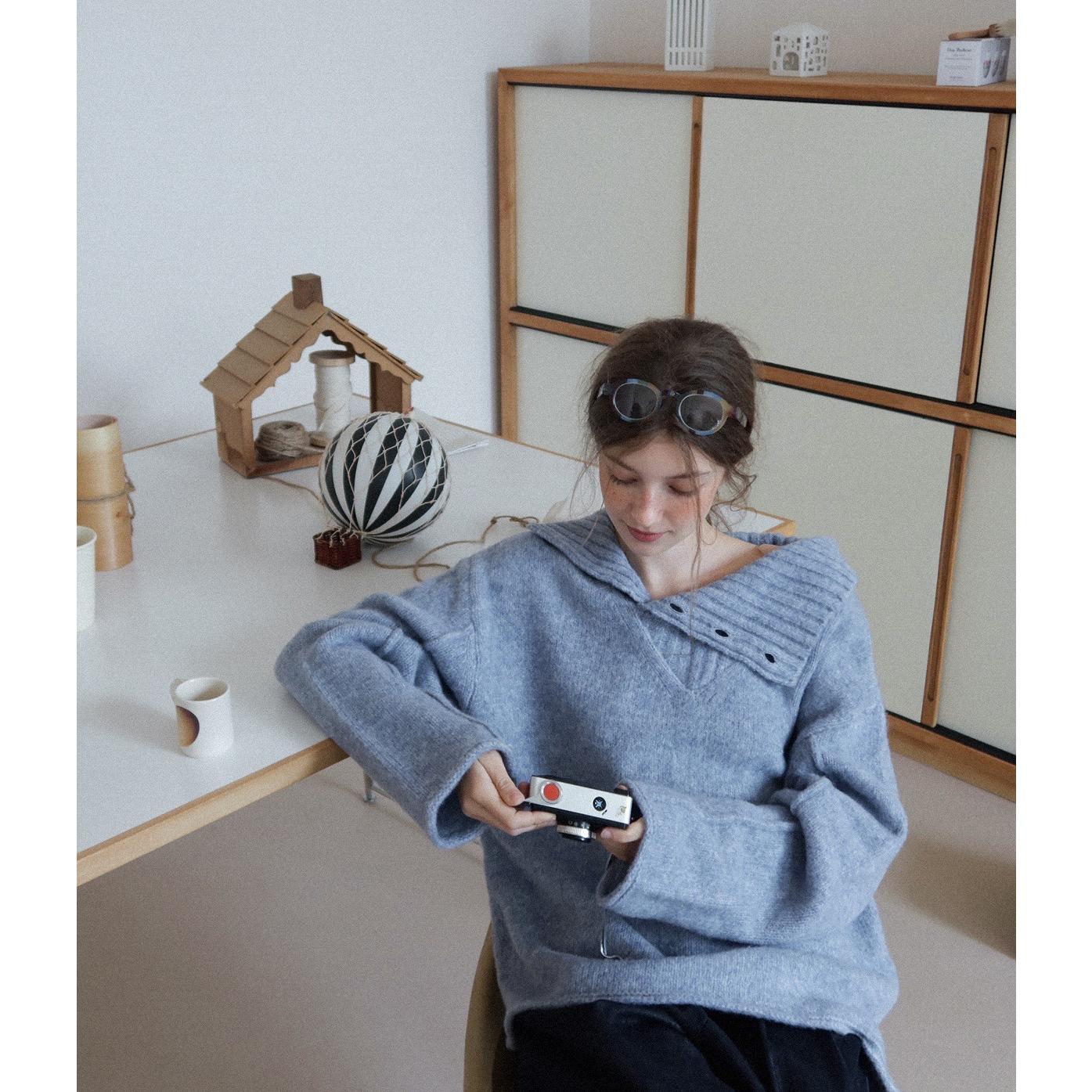 gifts for women keep warm あなたのロマンスを隠してください」レトロなリバーシブルマイクロオフショルダー V ネックシープウールレイジーセーター女性用