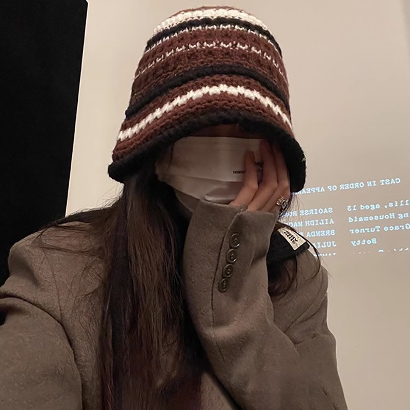 冬用の女性用鳳旺赤カラーブロックニット帽暖かく多用途な顔付き耳保護ウール帽子女性用小型漁師帽 6,100円