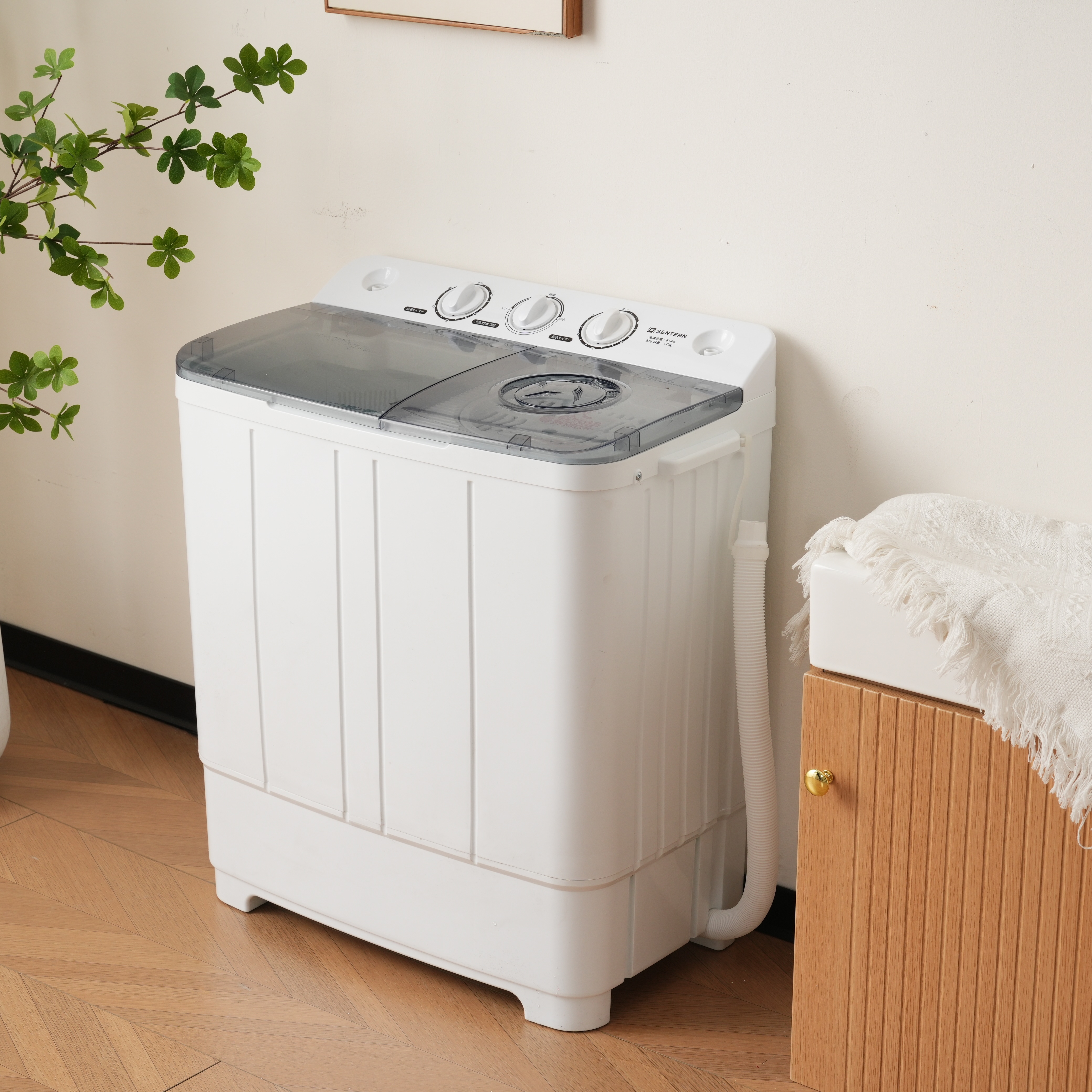 【新品】【二槽式】洗濯機 洗濯容量6kg 脱水容量4kg プラスチック槽 キレイ タイマー コンパクト 一人暮らし 節電 二槽式洗濯機 まとめ洗い 脱水器 縦型洗濯機 ホワイト 洗濯物きれい 引越し