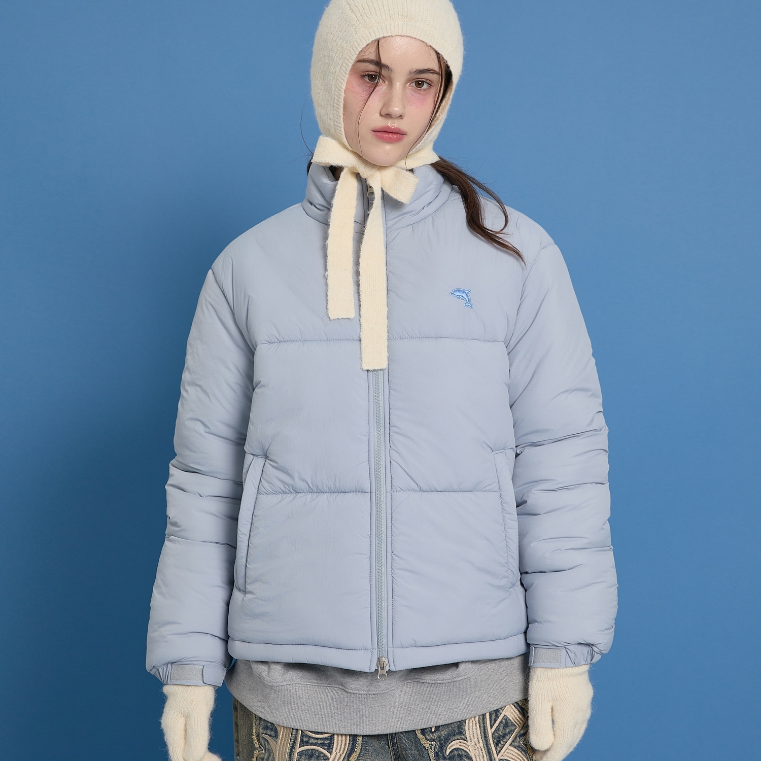 Dolphin Embroidery Short Padding SKYBLUE