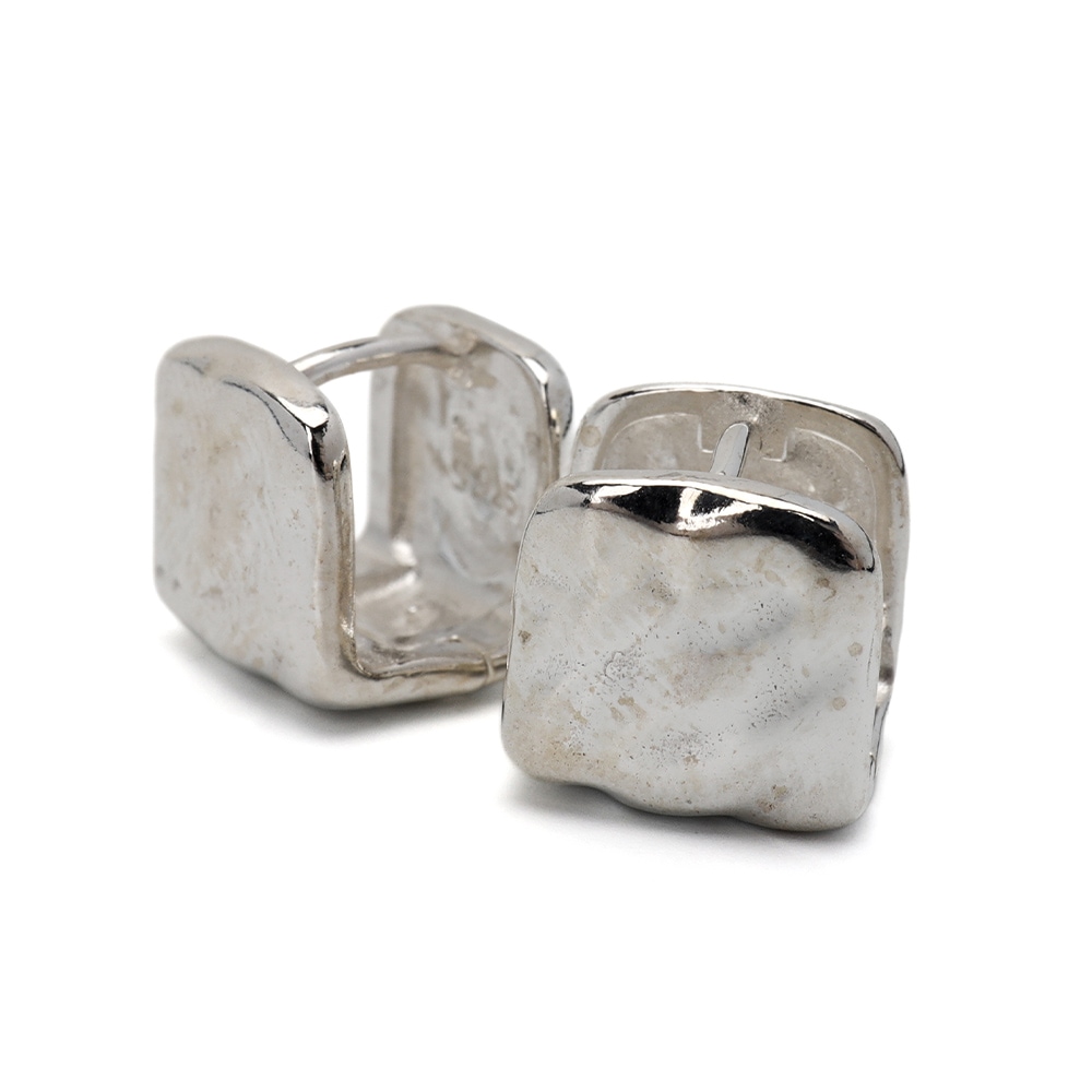 シルバー925 立体的スクエアピアス [ce335]