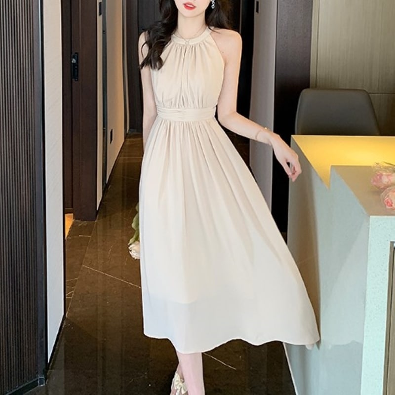 ワンピース ワンピドレス ロング マキシ丈 ノースリーブ ホルターネック Aライン シフォン ウエストマーク ウエストゴム 透け感 きれいめ 大人 上品 おしゃれ お洒落 エレガント 存在感