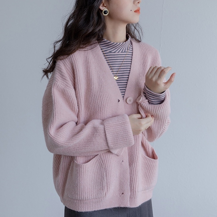 トップス セーター カーディガン レギュラー丈 袖あり 長袖 Vネック ニット かわいい 大人可愛い シンプル カジュアル 上品 おしゃれ お洒落 大人女子 こなれ感 ラフ ラブリー キュート