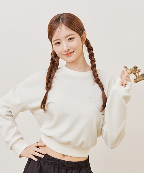 23SS CLUB TEAM WOMENS CLASSIC CROP SWEATSHIRT 韓国正規品