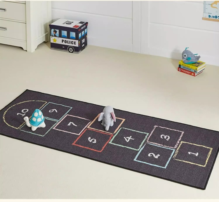 【クーポン利用で15%OFF】 CAGUUU キッズプレイマット 室内外兼用 200cm x 76cm 滑り止め 子供用 ジャンプマット ゲーム用 プレイマット 多機能マット 手と目の協調力向上