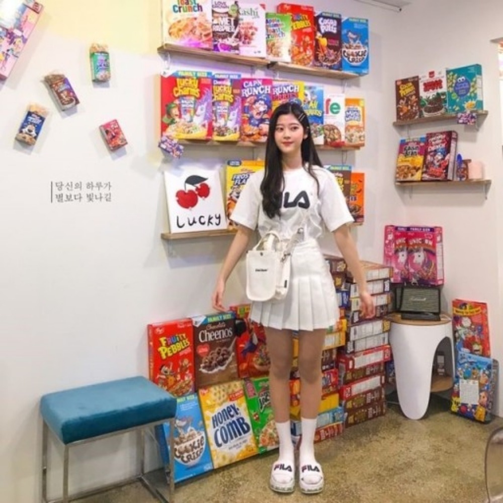 BTS[クーポン贈呈]22ss/スリッパ集 20種類/韓国アイドル着用 5,487円