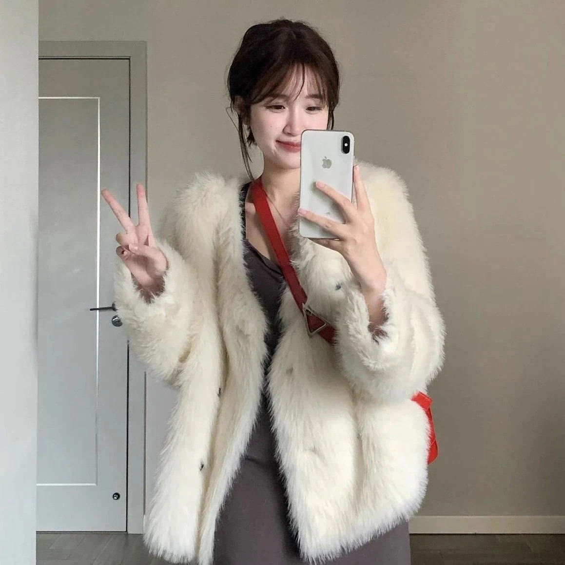 韓国ファッション トップス プラッシュ レディース レディース 百掛け 裏起毛ウォーム コート アウター チェスターコート 新作 カジュアル