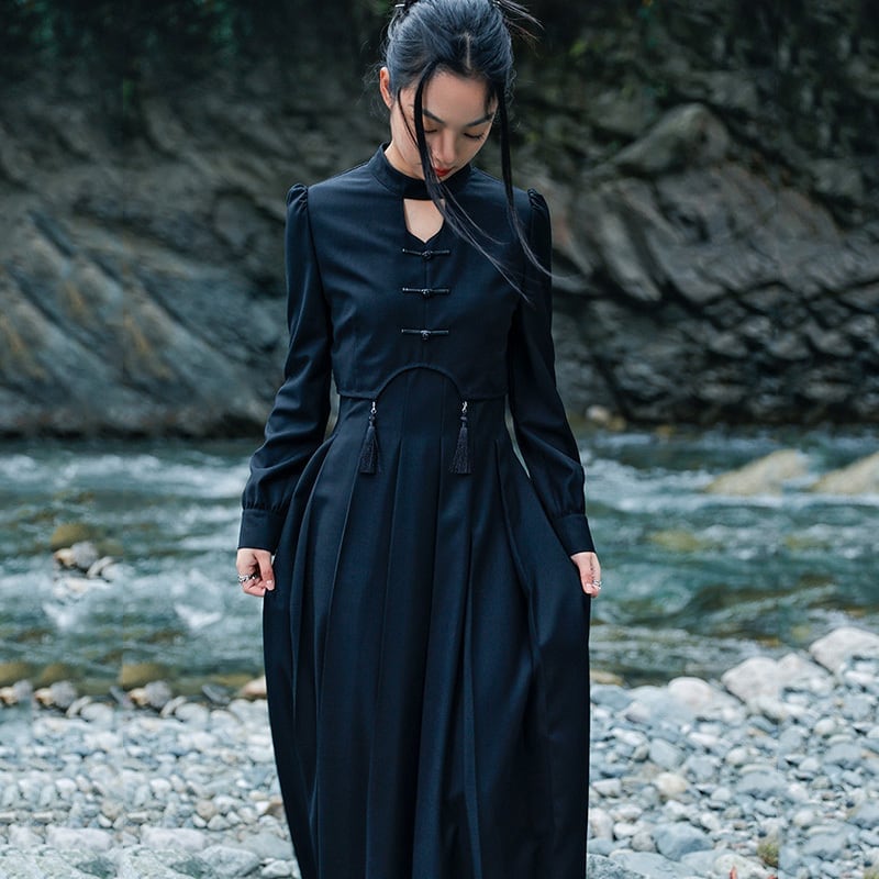 チャイナ風ワンピース フェイクレイヤード レトロ ブラック 黒い デザイン性あり 個性的なデザイン ステージ衣装 演出衣装 イベント こせい 個性 特徴あり 新作 TV 主演 ステージ衣装 舞台 お