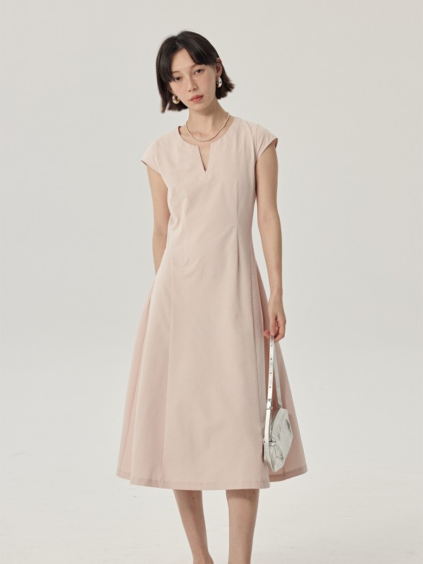 オモントエッグタルトピンクの小さなVネックドレス夏の新しい気質ウエストスリムミドル丈スカート