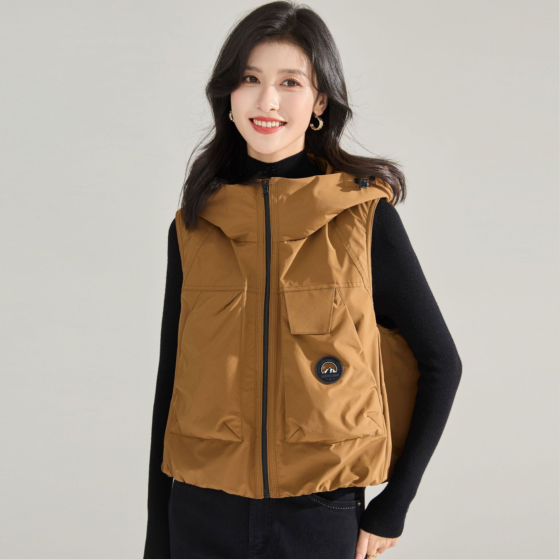 24冬韓国ファッションレディー90ホワイトベルベットダウンベストアウトドアパーカー工装風カジュアル百合保温ノースリーブコート15988ケット 中綿ジャケットダウンジャケット 韓国ダウンコート