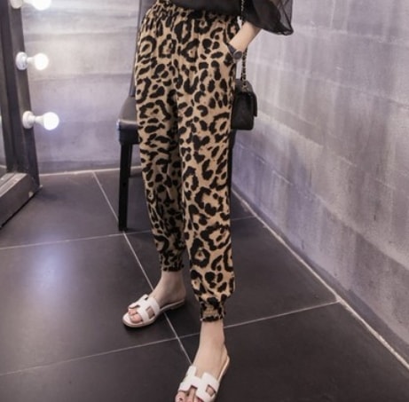 ヒョウ柄パンツ ボトム ロング丈 パンツ 綿 ヒョウ柄 爽やか 大人スタイル 大人可愛い きれいめ シンプル カジュアル 大人 上品 おしゃれ かっこいい レトロ アジアン 大人可愛い 大人女子