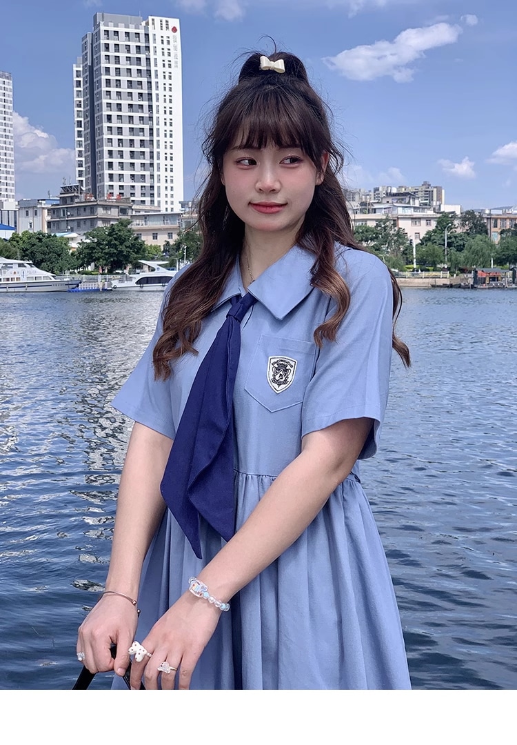 大きいサイズ シャツドレス 和風 スカイブルー 学生風 個性的 ワンピース 膝下 袖あり 半袖 襟付き かわいい 大人可愛い シンプル カジュアル おしゃれ お洒落 ラブリー キュート ガーリー 無地