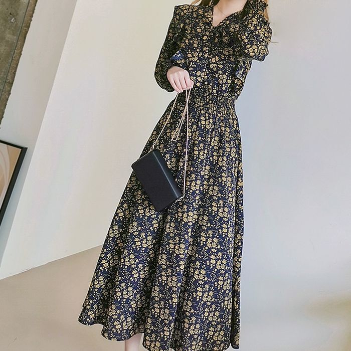 ワンピース 長袖 パフスリーブ Vネック スリム デザイン ギャザー 美ライン ニュアンス ワッフル ドラマチック ロマンチック かわいい 大人可愛い きれいめ シンプル カジュアル 大人 上品