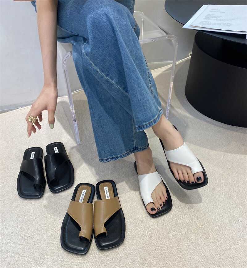 レディースシューズ 婦人靴 フラットシューズ フラットサンダル ぺたんこサンダル トングサンダル ミュール スクエアトゥ フレンチライン ラバーソール レザー調 フェイクレザー 無地 lsho0191