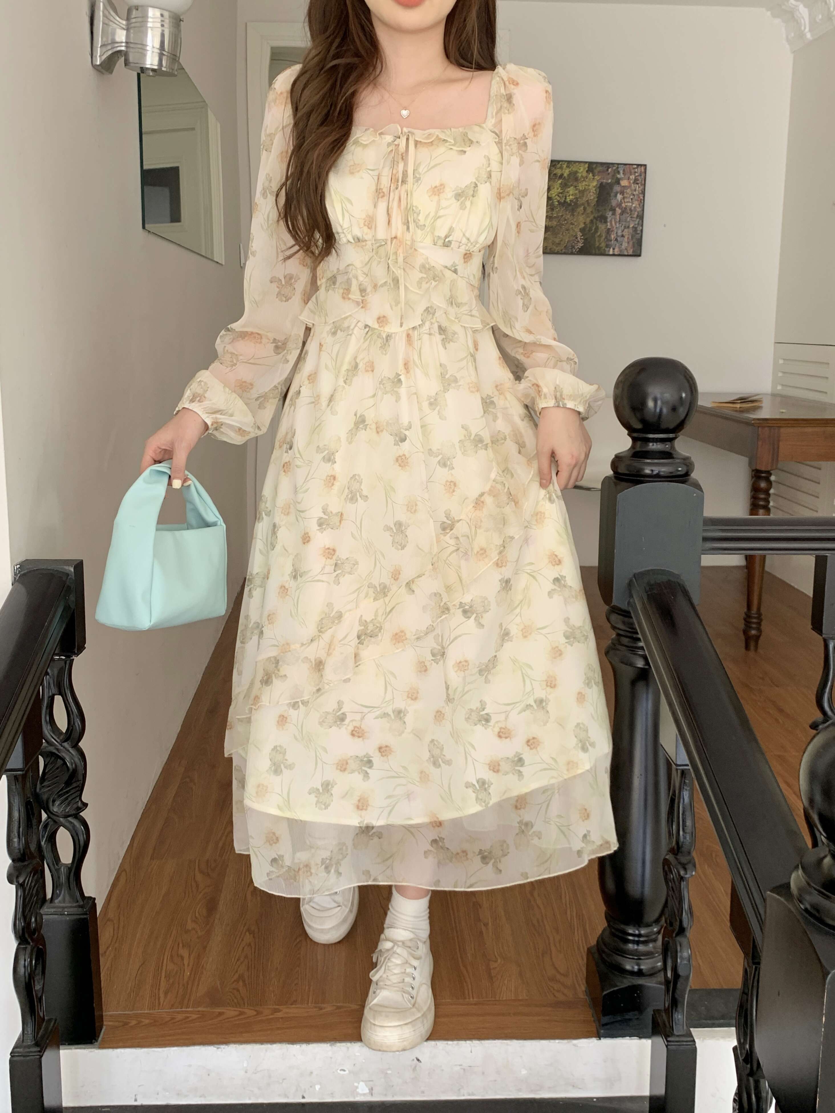 ワンピドレス ロング 袖あり 長袖 フレンチスリーブ スクエアネック フレア セミフレア Aライン マーメイド シフォン リボン 切り替えデザイン 透け感 シースルー ポリエステル ナイロン かわいい