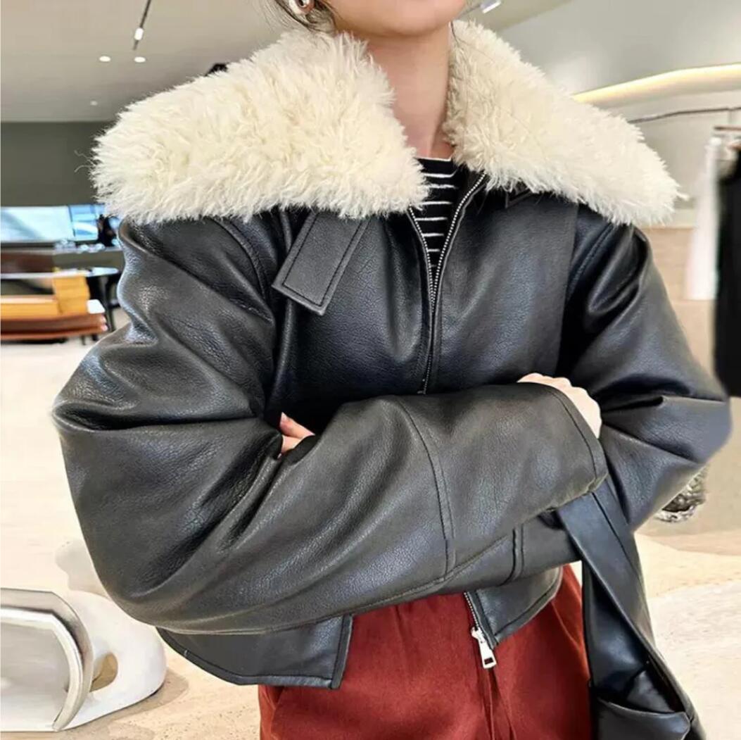 フェイクレザー ファーカラー ジャケット アウター クロップド丈 ショート丈 フェイクファー エコファー 大人っぽ 韓国ガーリー きれいめ フェミニン