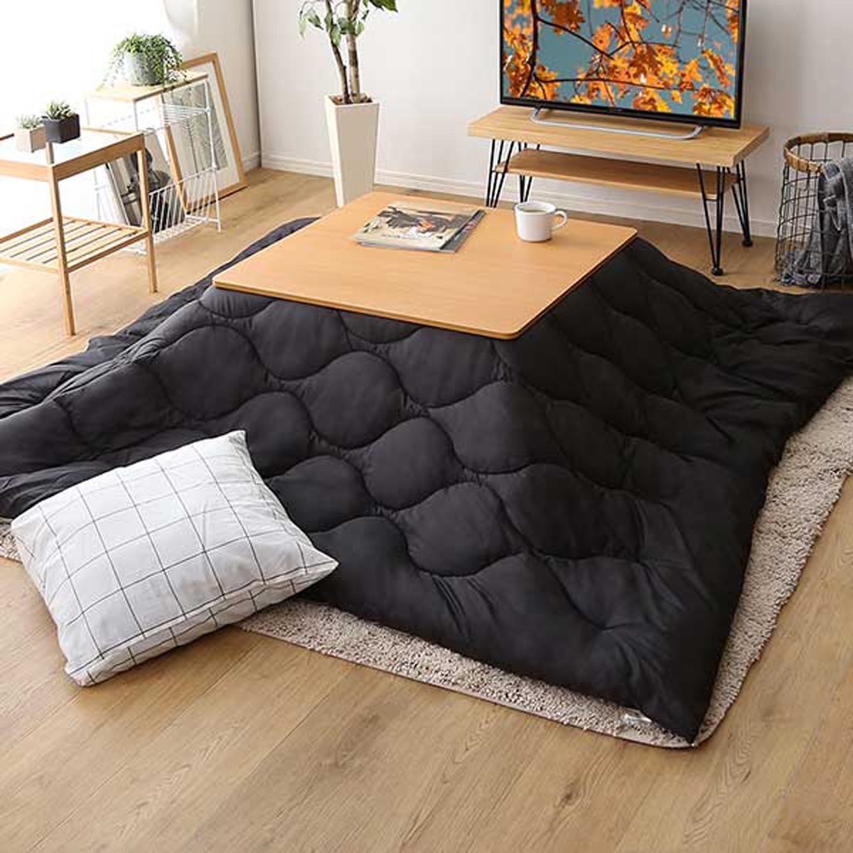 洗濯OKなダウン生地の薄掛けこたつ布団 正方形（190×190cm）単品 7,883円