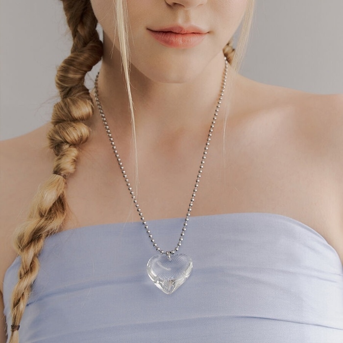 グォンジンアディンディ着用big glass heart necklace/韓国の人気ブランド 韓国正規品 韓国の人気商品 韓国ファッション 韓国ジュエリー デイリーアクセサリー SNSで人気 韓国