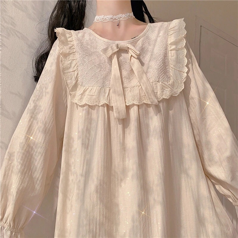 レースパジャマワンピース ルームウェア パジャマ 部屋着 寝巻き ナイトウェア ネグリジェ ミモレ ミモレ丈 ロング ロング丈 袖あり 長袖 スクエアネック レース フリル リボン 綿 かわいい