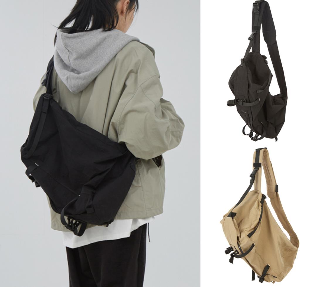 Raucohouse Nylon Buckle Messenger Bag