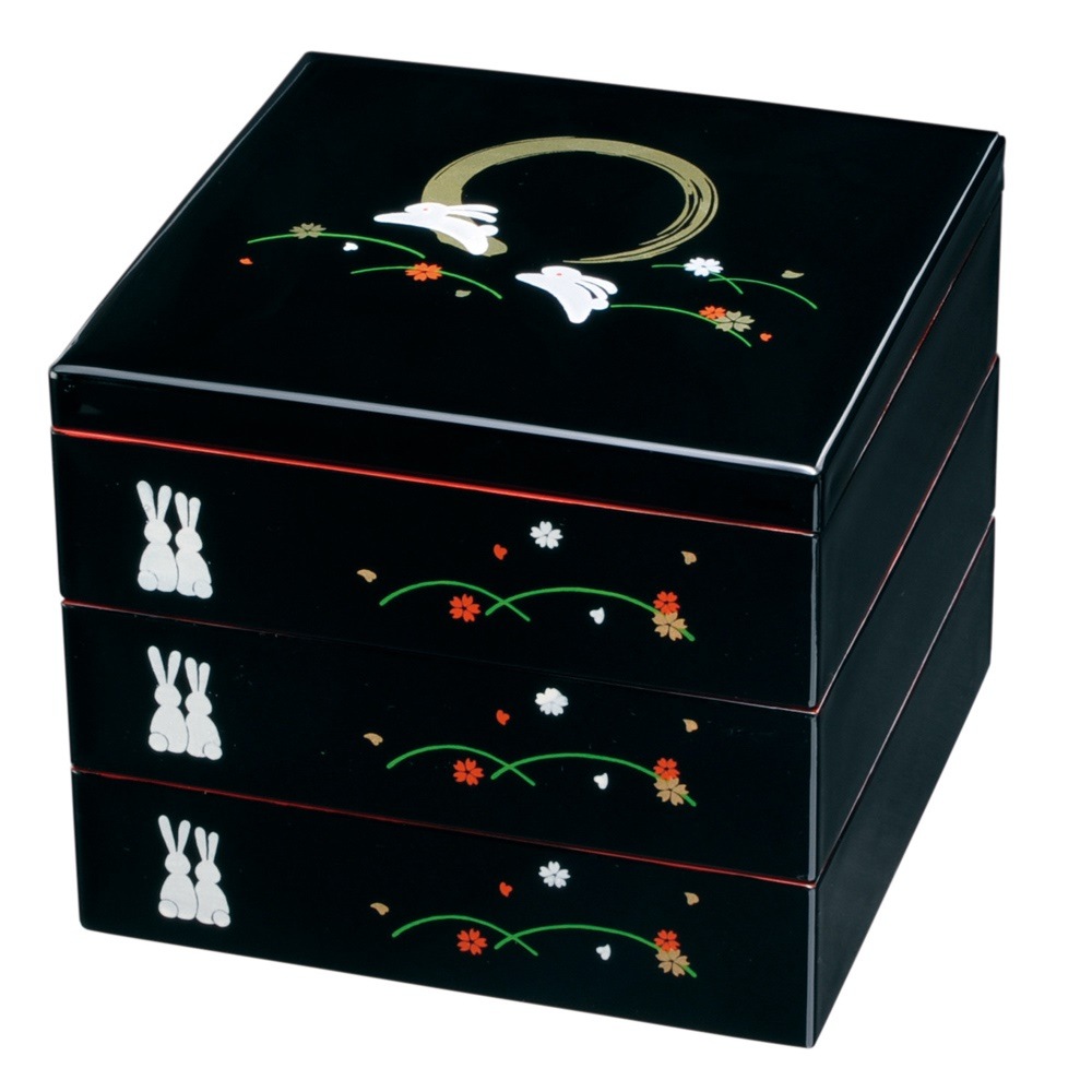 紀州塗り　７寸　三段　重箱　黒内朱　満月うさぎ