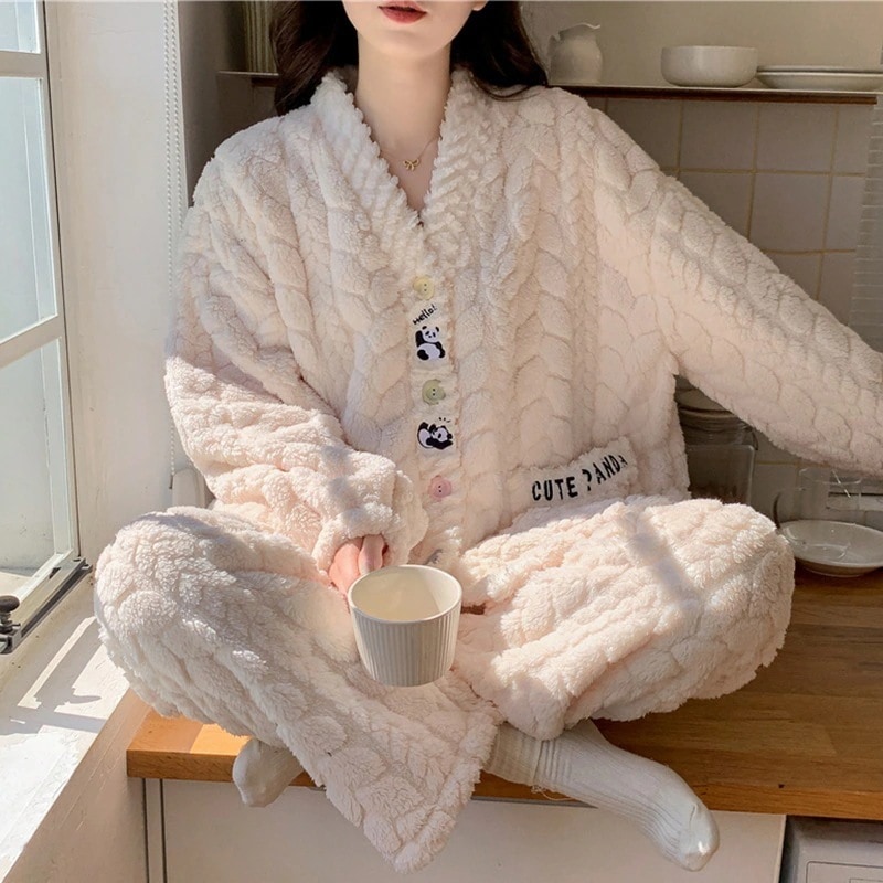 24新作ベルベット厚手パジャマ女性長袖ホームウェアスーツ 着ぐるみパジャマ 【メガ割】