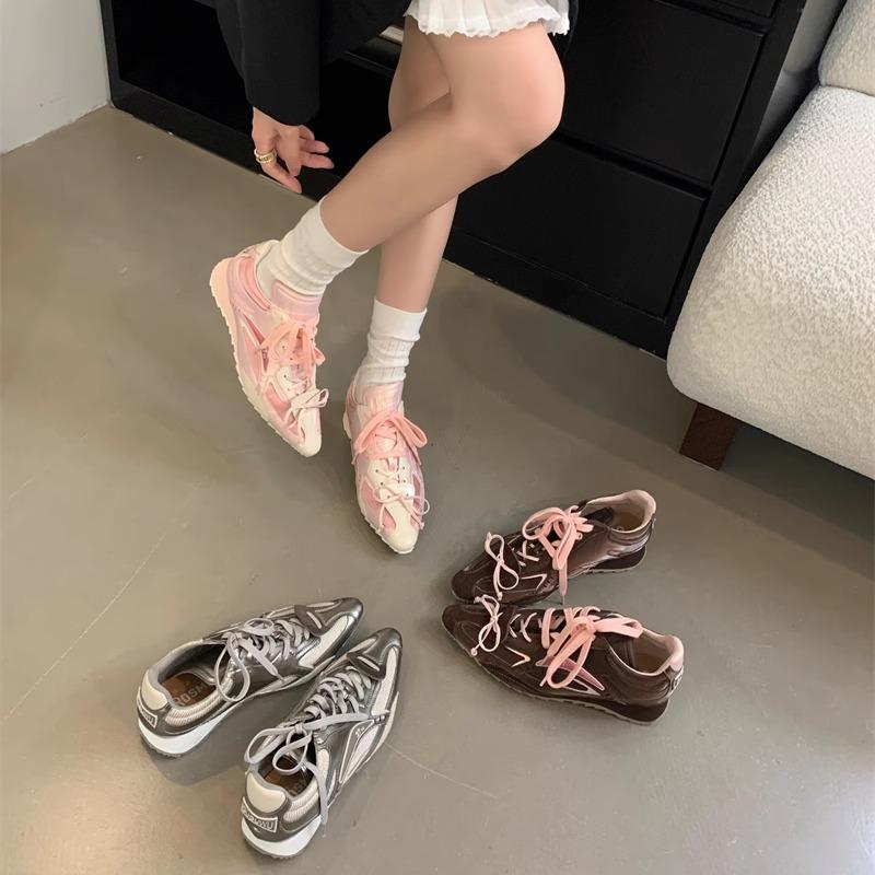 スニーカー 韓国系 個性的 ポインテッドトゥ 大人可愛い 本革 レディース 運動靴 インスタ映え メタリック シルバー 銀色 ピンク 黒 ブラック ゴルフシューズ風 カラフル バイカラー チョコレート