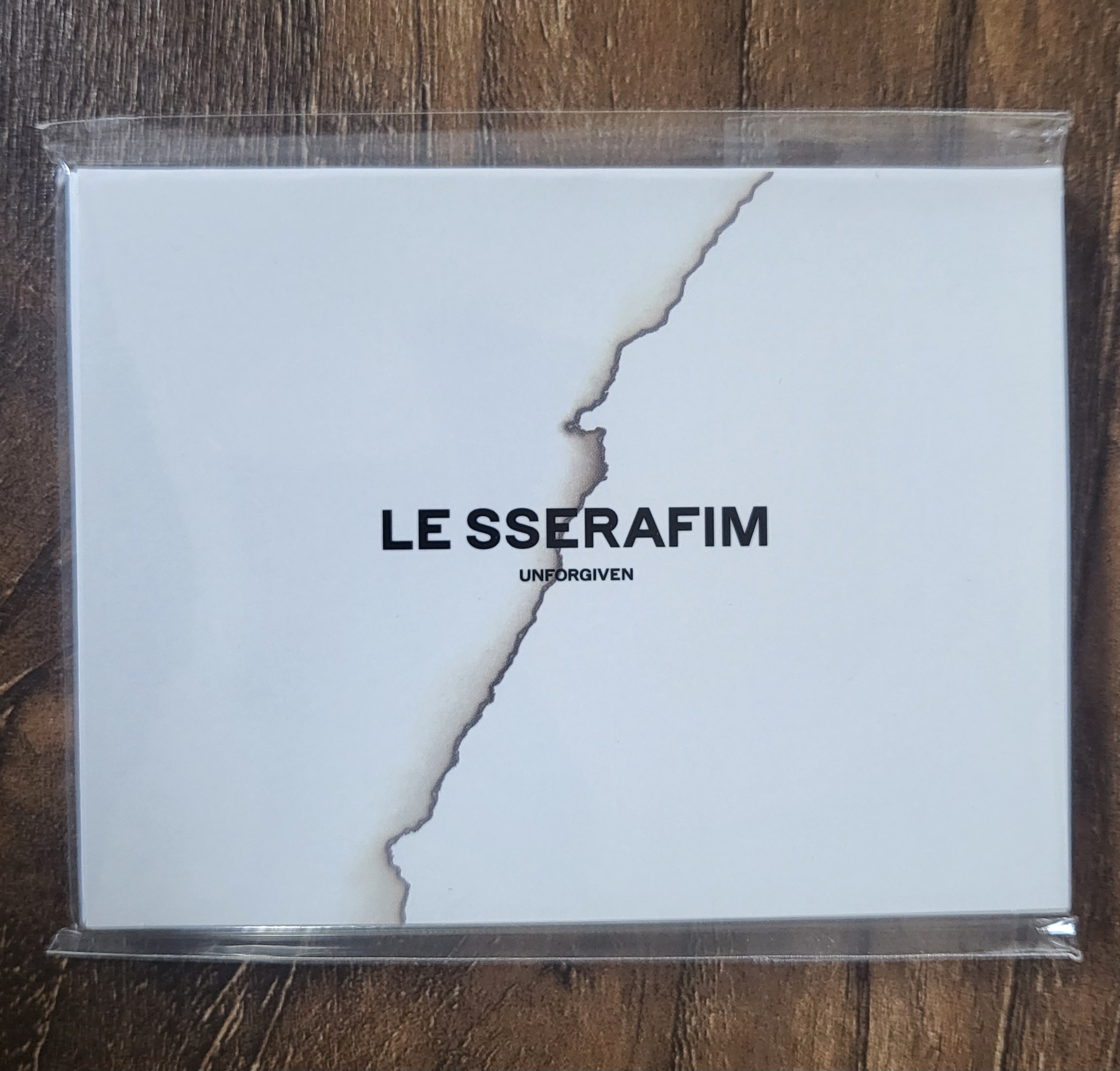 (未開封新品) （グッズ）LE SSERAFIM（ルセラフィム）2023 TOUR FLAME RISES LENTICULAR PHOTO SET