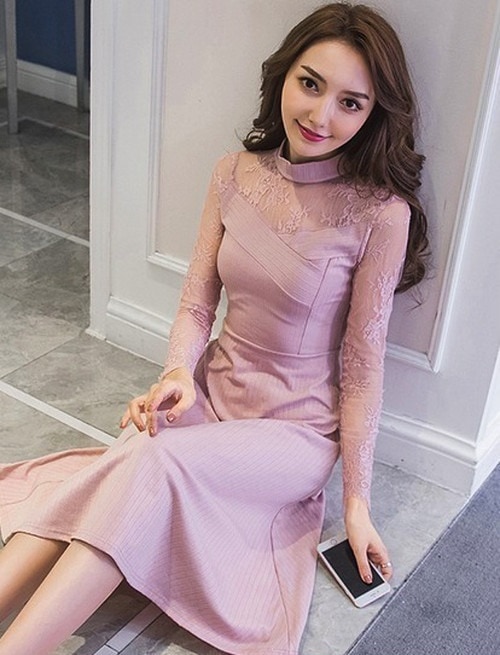 1896.ハイネックレースワンピース（ピンク）2019 春夏 sale 春夏 sale ドレス 花柄 フレア ミディアム 長袖 ロング丈 エレガント お呼ばれ パーティー 結婚式 披露宴 二次会 女子