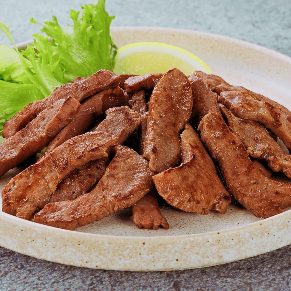 「味の牛たん喜助」 牛たん切落し 不揃い お徳用 1kg（100g×10）塩味 小分けパック 仙台名物 食べごたえ最高 牛肉 おかず 酒の肴