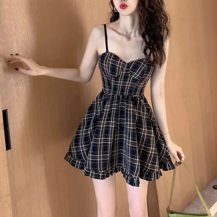 ワンピース　膝丈　膝上　クロップド　シャツワンピース　ｔシャツワンピース　ノースリーブワンピース　　ショート丈　Aライン　フリル　ワイド　オーバーサイズ　キレイ目　カジュアル　韓国　シンプル　大人