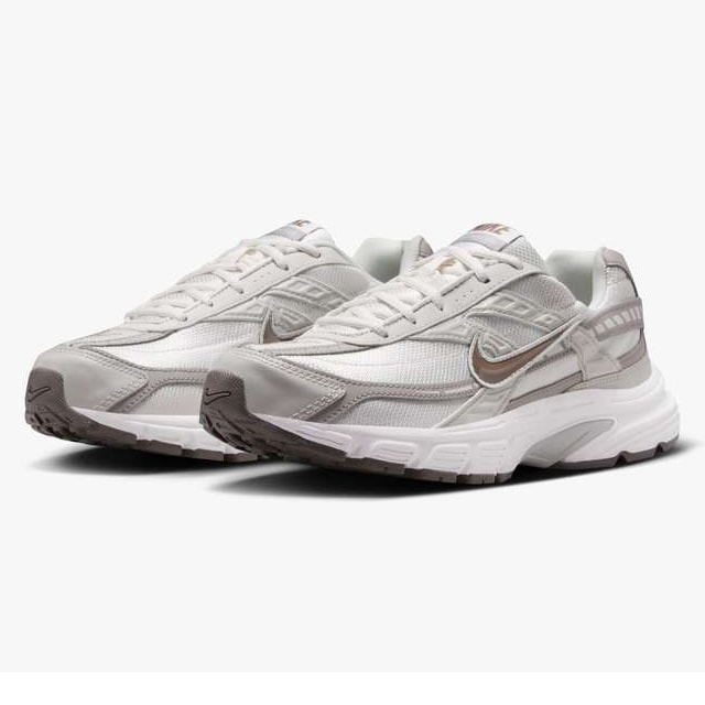 ナイキ ウィメンズ イニシエーター IB4339 001 スニーカー レディース 靴