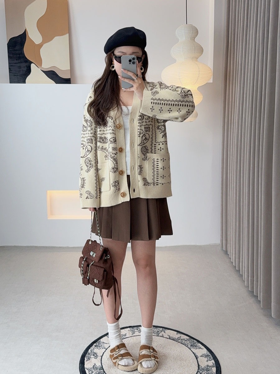 【Lovely Plus】 秋冬 Vネック プリント カジュアル ニットカーディガン ニット セーター レディース 大きいサイズ 体型カバー ぽっちゃり ニットトップス