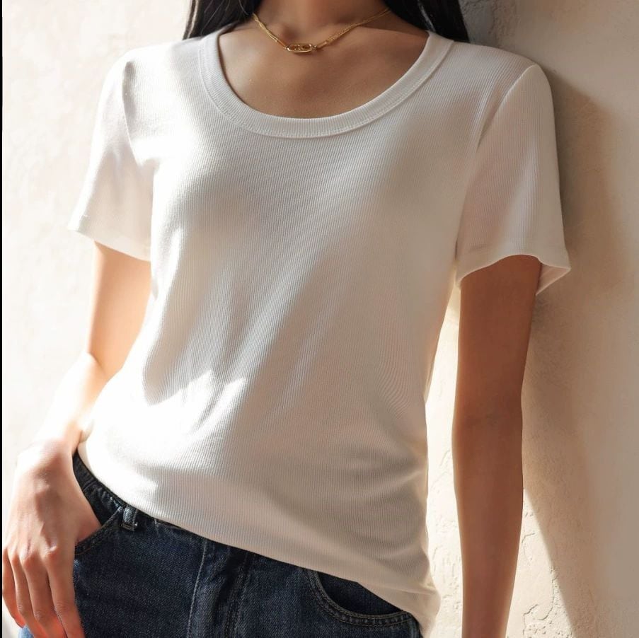 レディース トップス 半袖 ラウンドネック フェミニン リブ かわいい 大人可愛い きれいめ シンプル カジュアル 上品 おしゃれ ガーリー ラブリー キュート ベーシック 無地 オフィスカジュアル