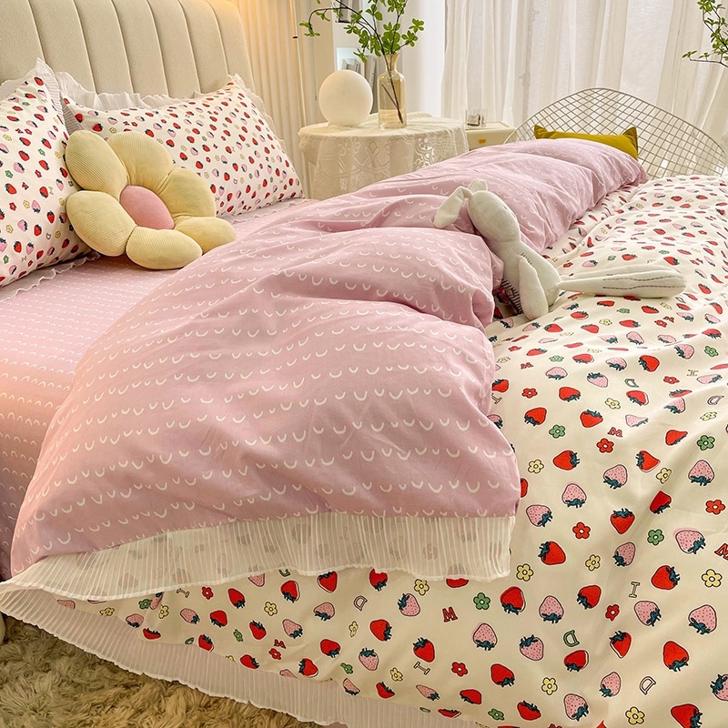 小清新ベッドの上には純綿50本のかわいい乙女心プリントシフォンレースカバーAB面シーツが4点セット