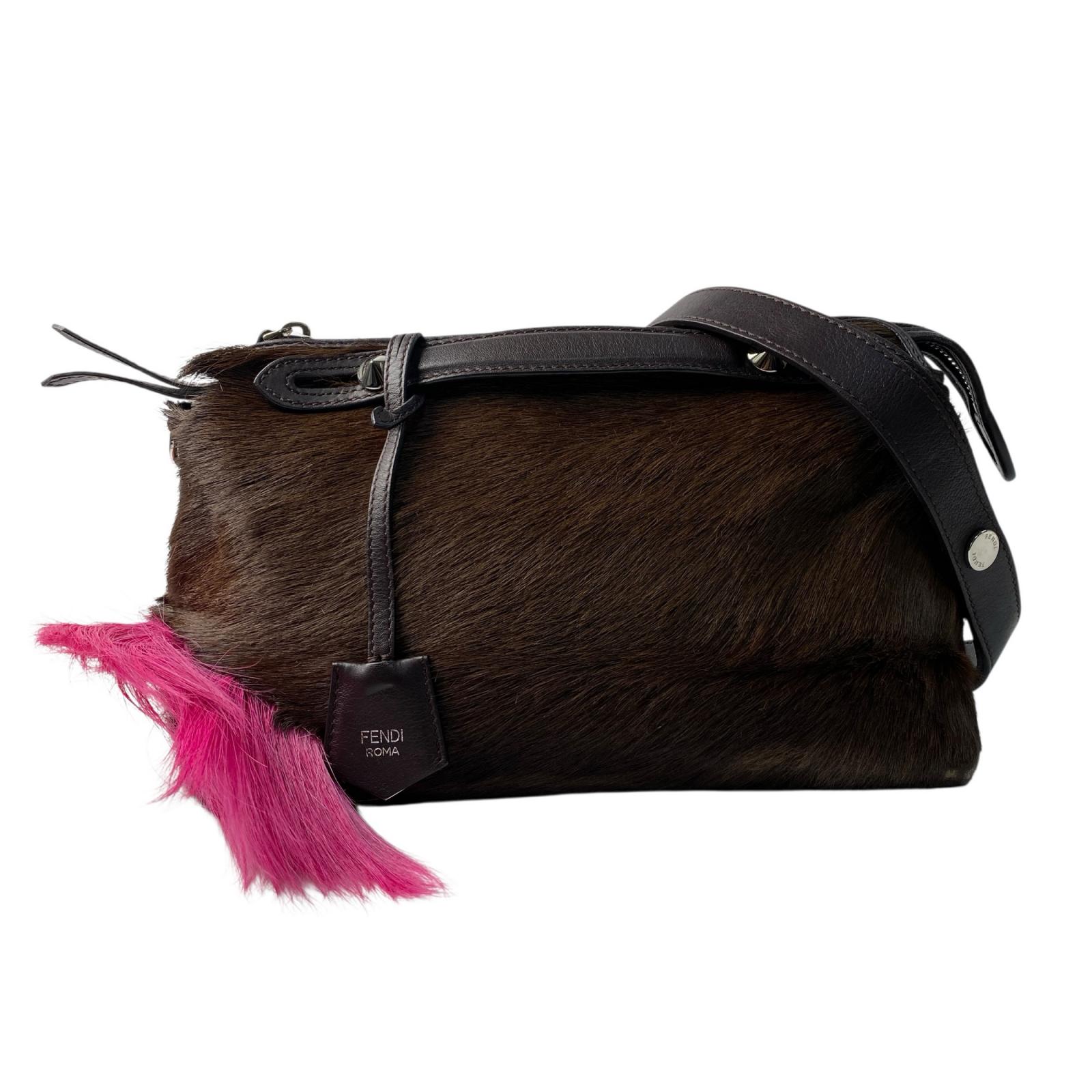 定価45万 フェンディ FENDI バイザウェイ スモール ガゼルファー ショルダーバッグ 斜めがけ クロスボディ レディース