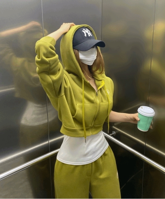 [ライン芸術/フィット保障セット!] ブーツカットワイド トレーニングパンツ パーカージップアップセット 5,373円