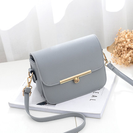 バッグ バック カバン かばん 鞄 bag レディースバッグ レディースバック ショルダーバッグ ショルダーバック 斜めがけバッグ 斜め掛けバッグ 肩がけバック 肩掛けバック 個性的 レッド グレー