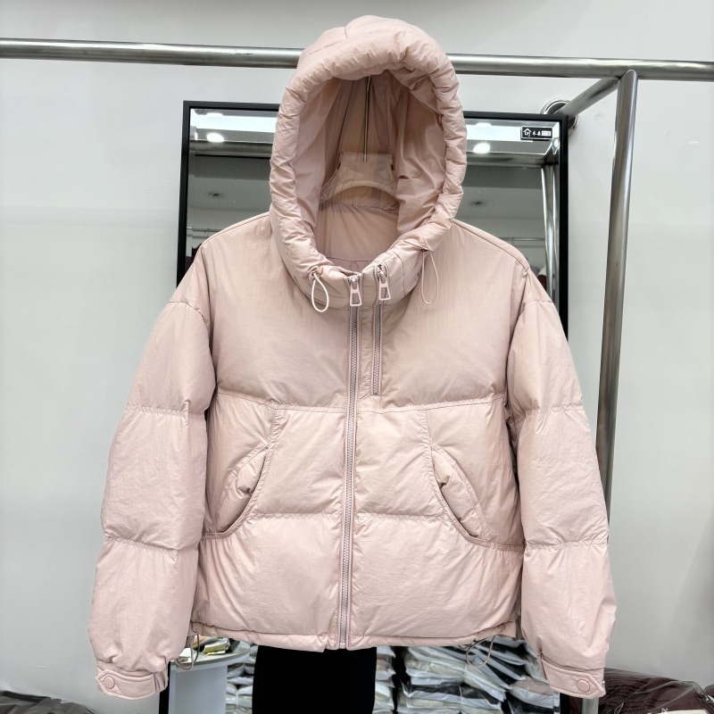 ファッショナブルなショートホワイトダックダウンジャケット女性のための 2025 冬の新しいルーズで厚いフード付きパンジャケット小人向け 4,995円