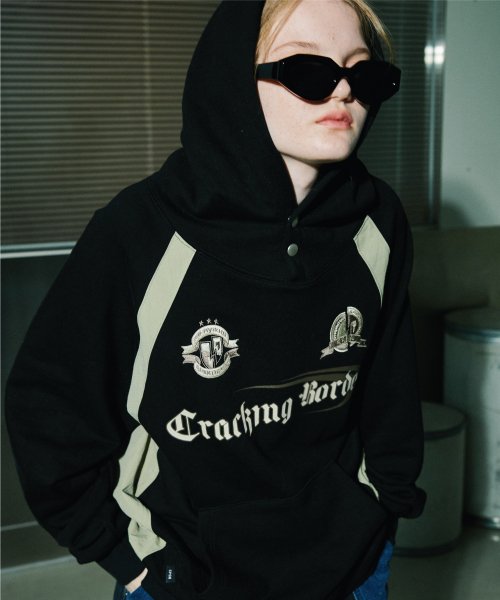 CRACKING SNAP LEGLAN HOODIE 韓国正規品
