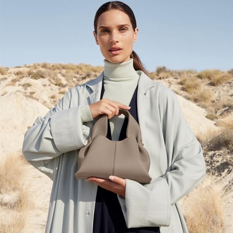 【急速出荷!】ミニバッグ ト一トバッグ ショルダーバッグ フレンチヴィンテージ ニッチデザイン プリーツスーツケース 百掛け 感 バックパック 気質 ショルダーバッグL通勤 斜め掛けバッグ クリスマス