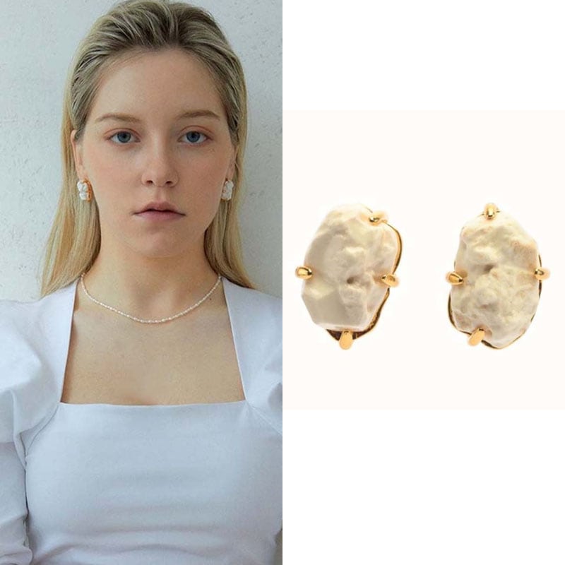 [TWICEジヒョ着用] [セラミックジュエリー注文制作] Daily Artistic Goldearring S(White)韓国ファッション芸能人着用デイリーアクセサリー韓国アクセサリー