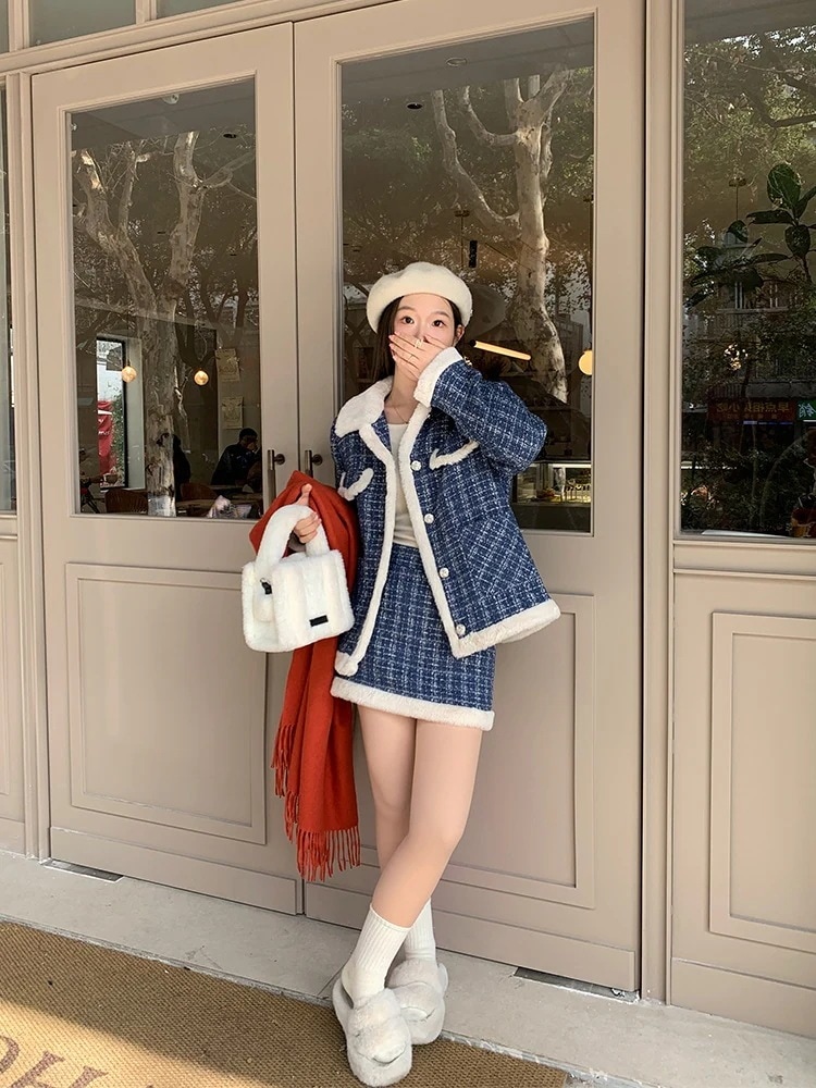 【2枚購入で200円 OFF！急速出荷】ファー襟チェック柄トップス付きレディース冬ハイウエストスリムスカートスーツ